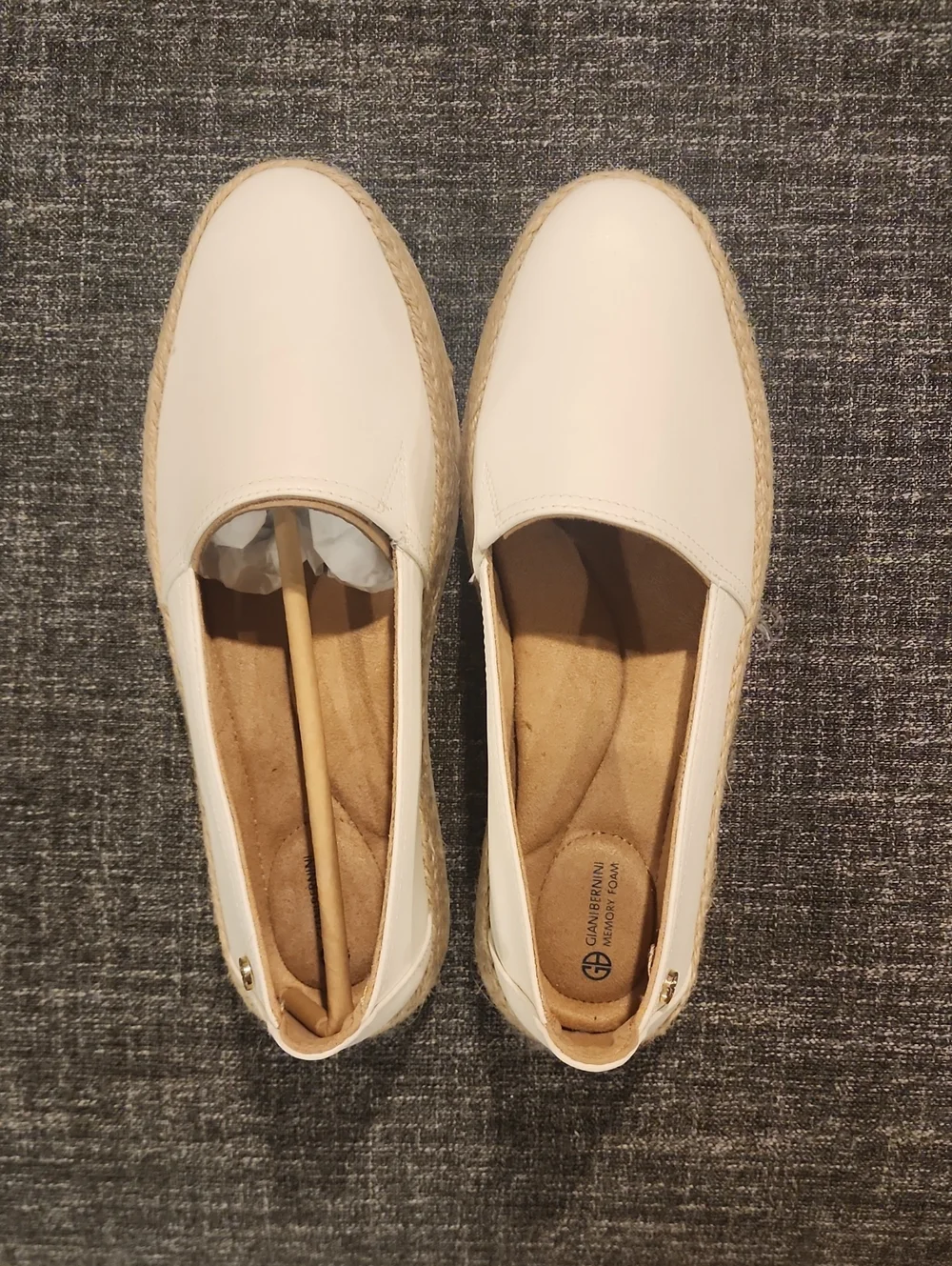 Giani Bernini White Espadrille Slip-On Flats Size 10 New